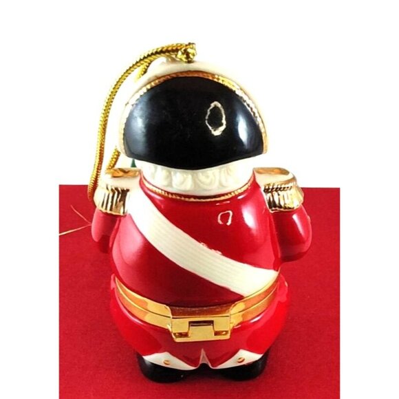 Lenox Marching Monarch Hinged Trinket Box Ornament Porcelain & Gold Accents - Picture 3 of 12